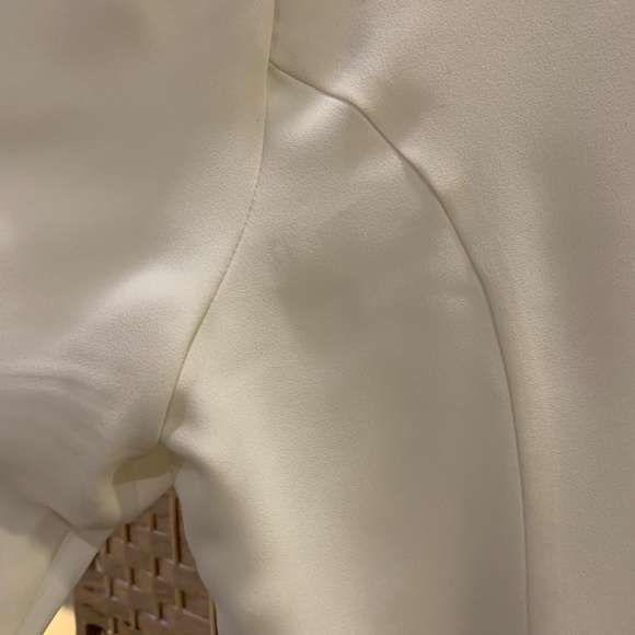 🤍HOST PICK🤍 Vintage 80s white oversized blazer with satin trim details - Picture 6 of 15